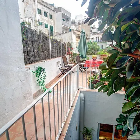 The Pink Pirate Sitges